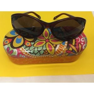 Brighton Ayu Bead Sunglasses with protective felt lined case